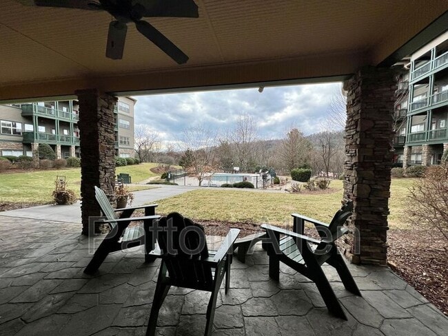 Building Photo - 9 Kenilworth