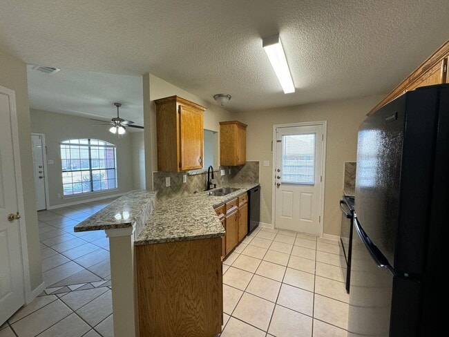 Building Photo - 3500 Dustin Ct