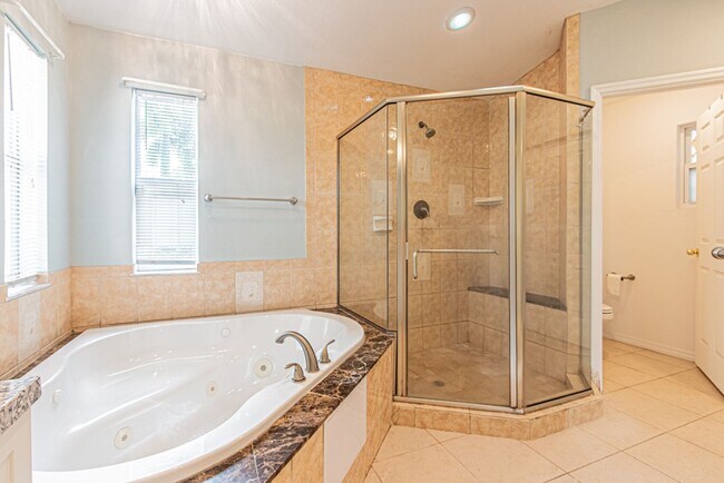 Building Photo - 5-Bed Home With Private Heated Pool & Large Yard - Pet Friendly!