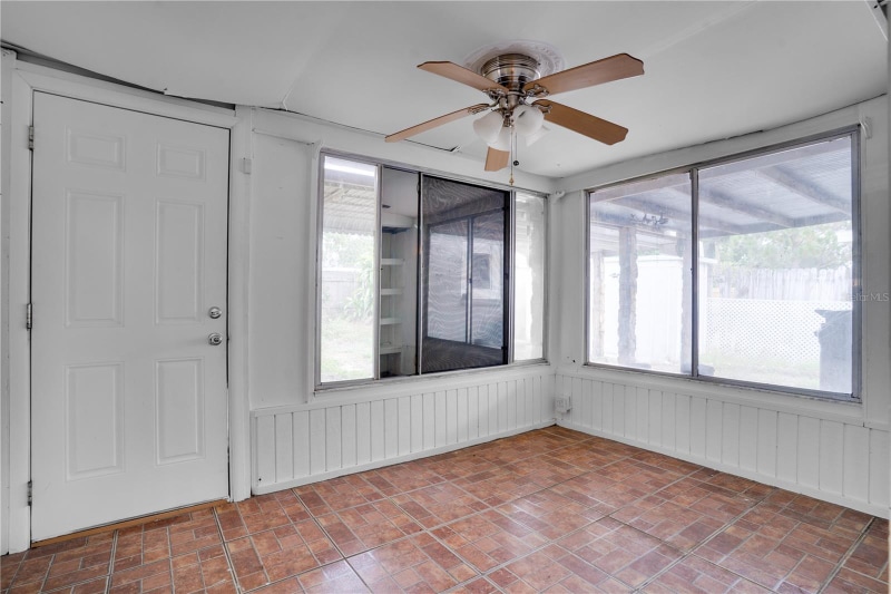 Building Photo - 12036 105th St