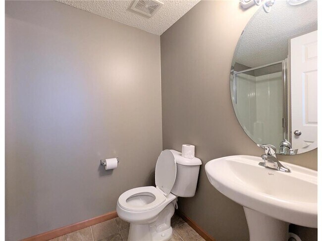 Building Photo - 11170 Sand Castle Dr