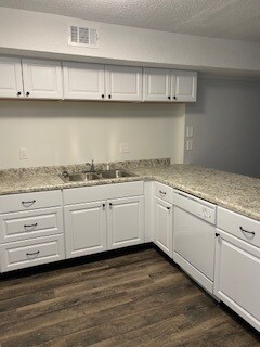 Renovated Townhome - Branson Creek Commons