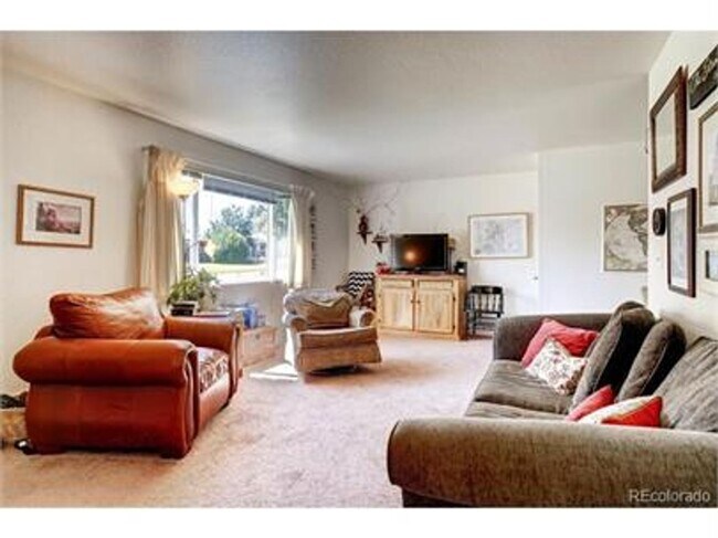 Building Photo - 3111 W 95th Ave