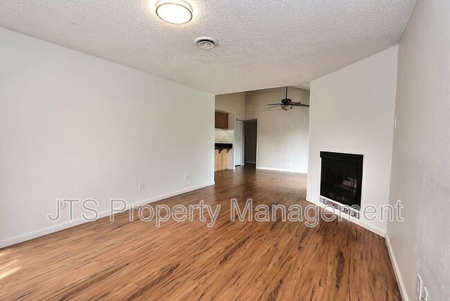 Building Photo - 8856 N Winding Way