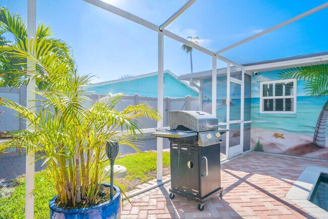 Building Photo - 3003 W Vina Del Mar Blvd