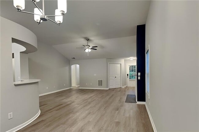 Building Photo - 422 Arrowhead Trail
