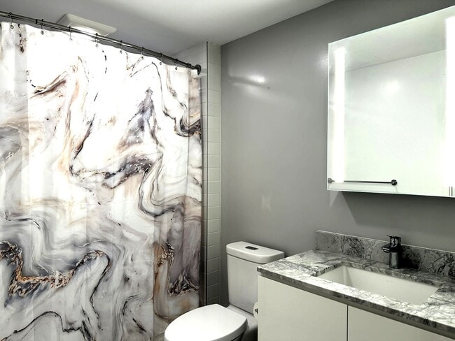 Building Photo - Aalii - Furnished Studio/1BA/1PK