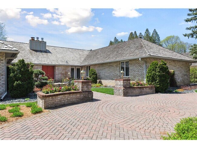 Building Photo - 3345 Eagle Bluff Rd