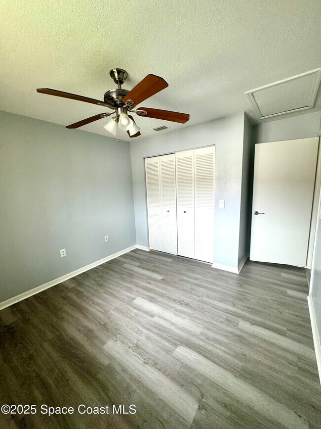 Building Photo - 624 Ridge Club Dr