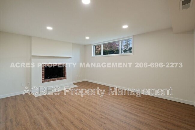 Building Photo - 21222 15th Ave S