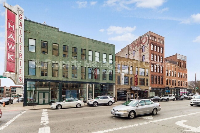 Building Photo - 150 E Main St