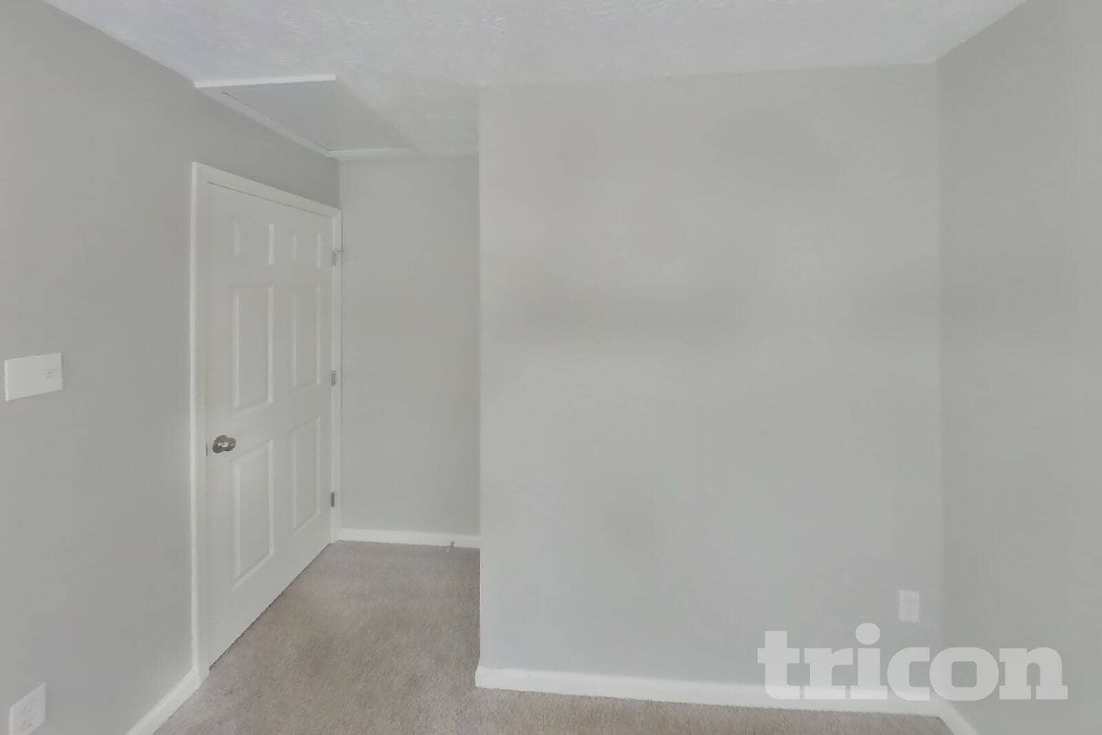Building Photo - 9845 Bayline Cir