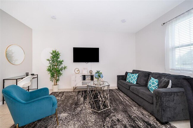 Building Photo - 1013 Plantation Ln