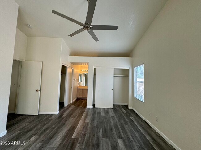 Building Photo - 2380 E Derringer Way