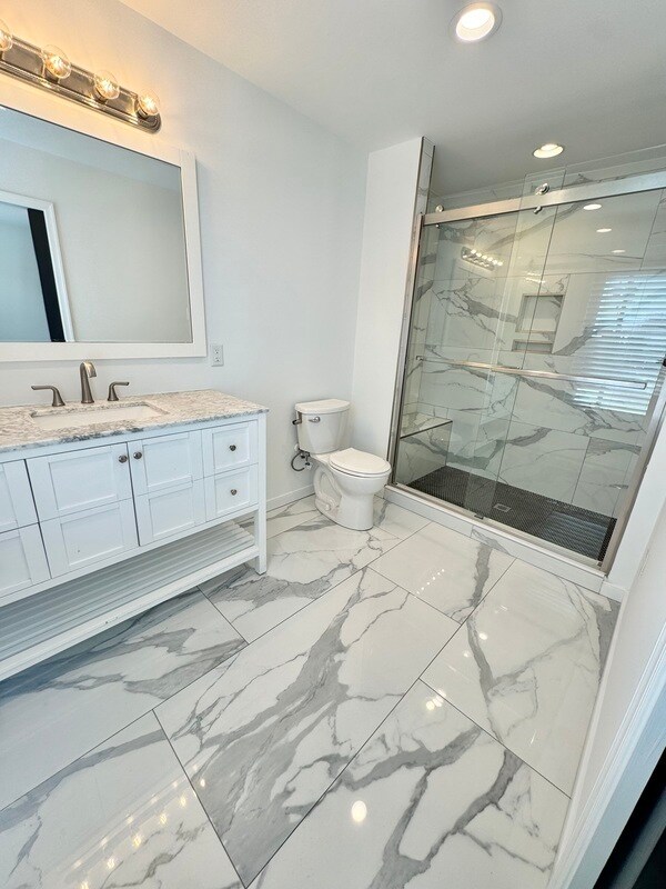 Building Photo - 1214 Bainbridge St