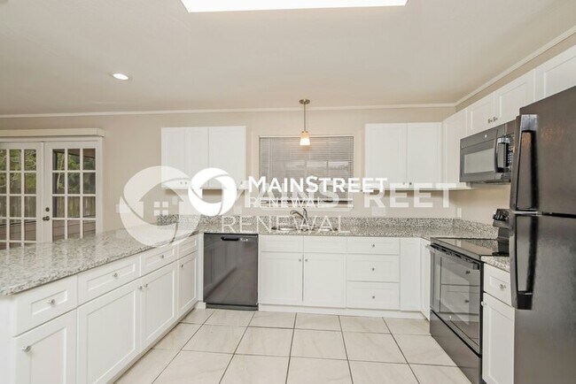 Building Photo - 1280 Goode Dr NE