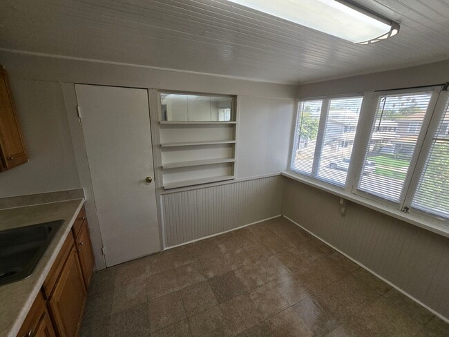 Building Photo - 3436 4th St