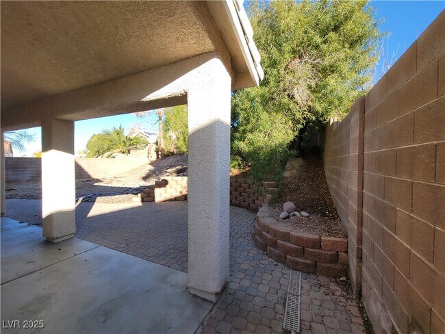 Building Photo - 278 Grand Olympia Dr