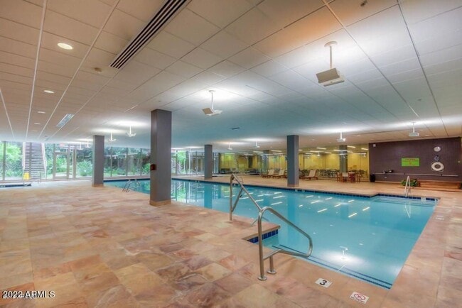 Building Photo - Modern Elegance and Style Colony Camelview 2 Bed Condo at the Optima!