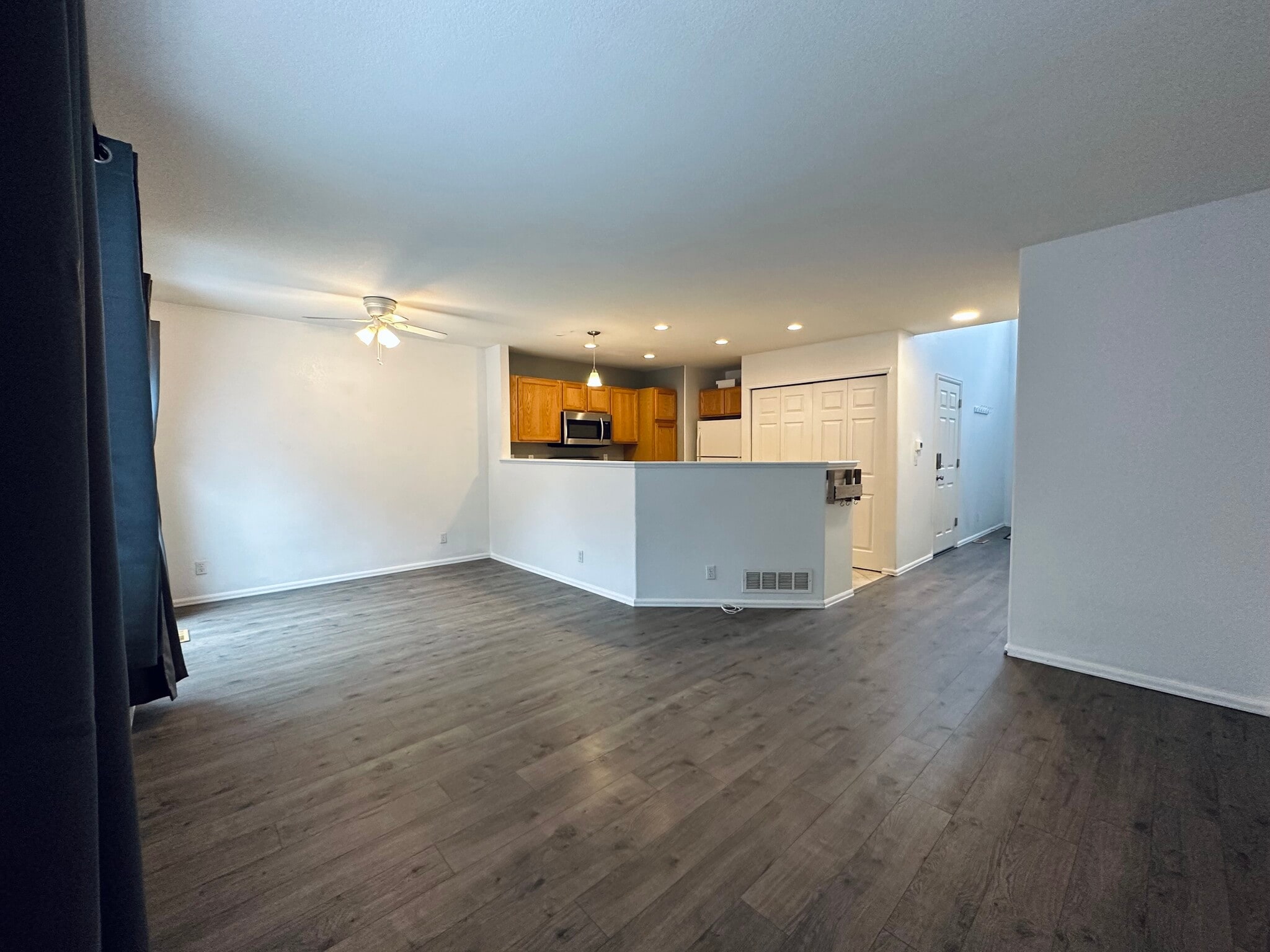 Building Photo - 2085 E 103rd Ave