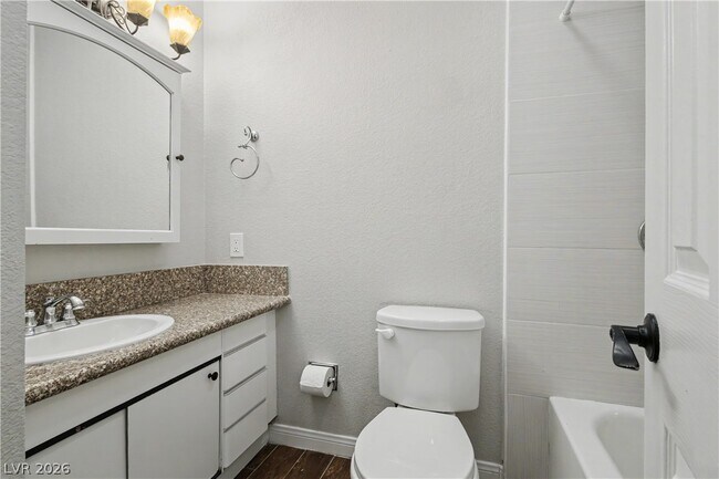 Building Photo - 6908 Kinkenon Dr