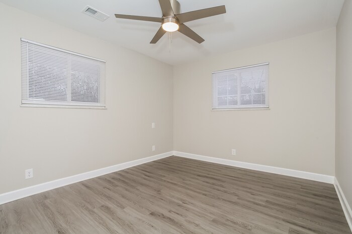Building Photo - 9578 Kosta Dr