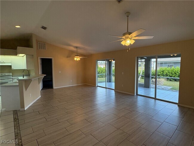 Building Photo - 4333 Agualinda Blvd