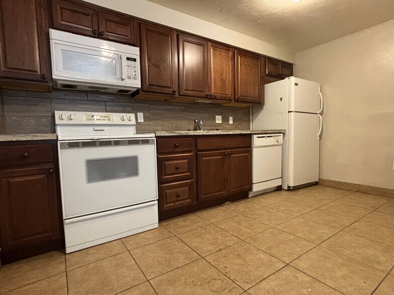 Building Photo - 6761 W 37th Pl