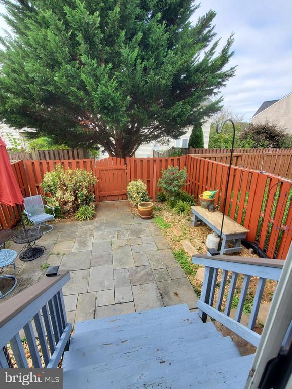 Building Photo - 573 Highland Towne Ln