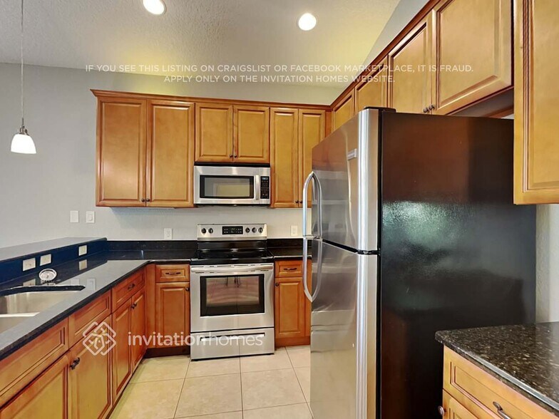 Building Photo - 550 Hibiscus Cove Dr