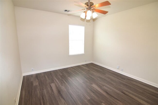 Building Photo - 801 Barefoot Cove