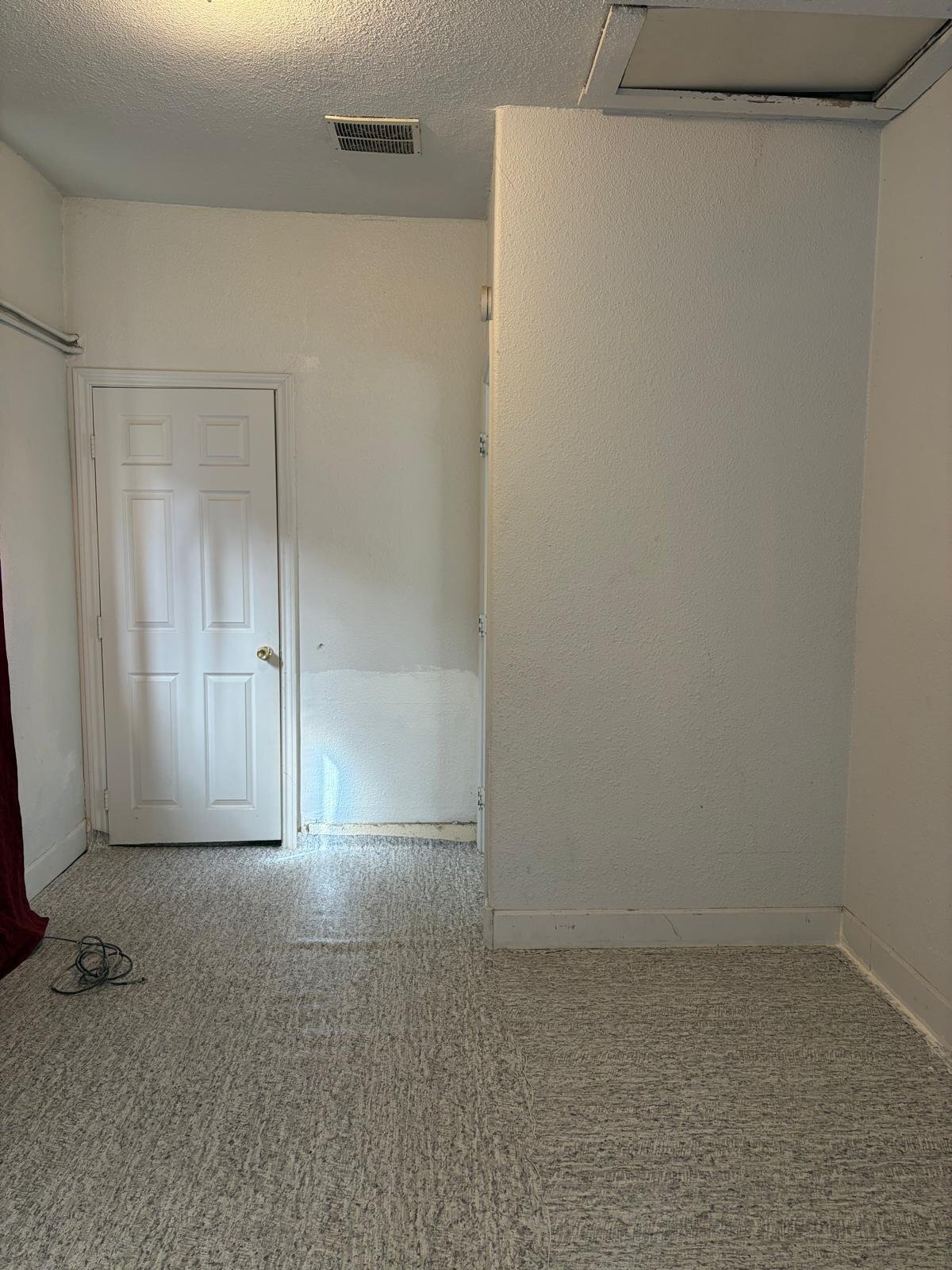 Building Photo - 433 Wall St