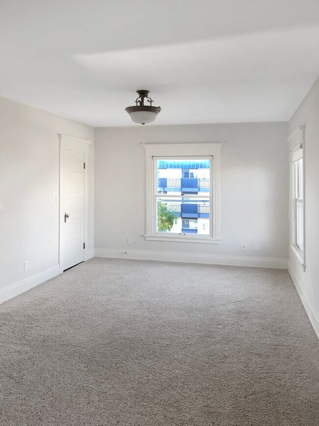 Building Photo - Historic North Slope Charm with Sweeping Sound Views — 4BR/1.5BA