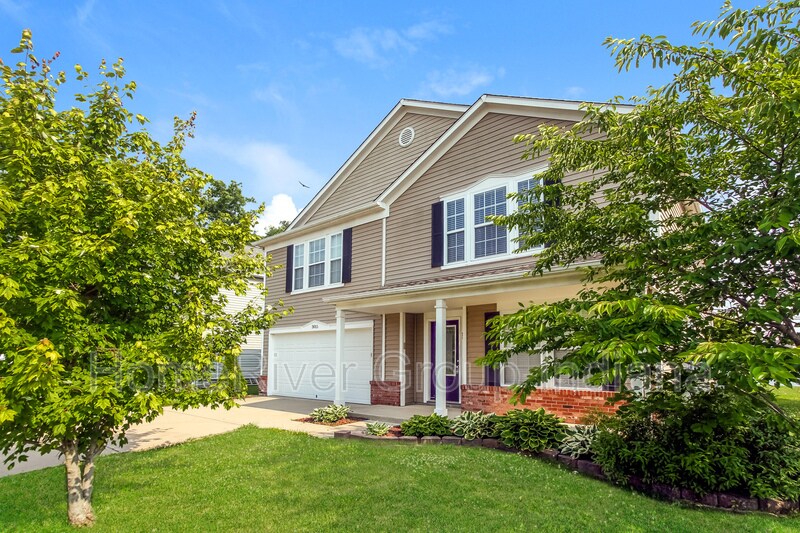 Building Photo - 3015 W Crosscreek Dr