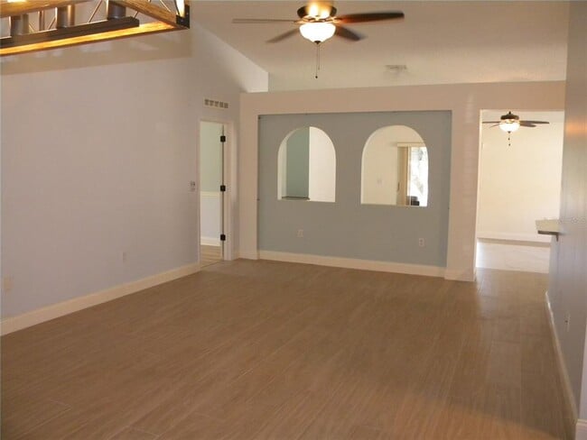 Building Photo - 1821 Corner Meadow Cir