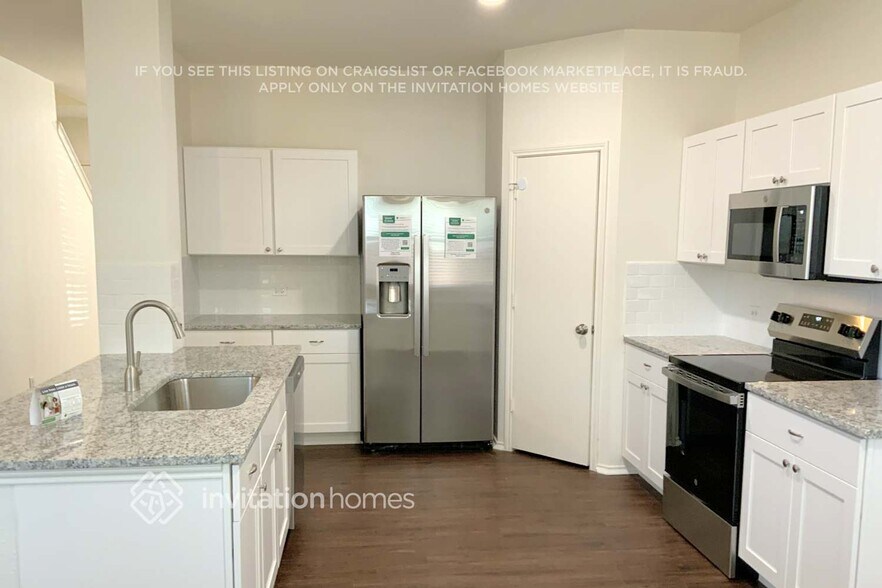 Building Photo - 1609 White Dove Ln