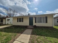 Building Photo - Cozy Ranch Home