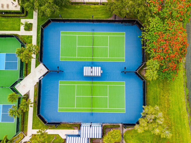 Building Photo - 3507 Village Blvd