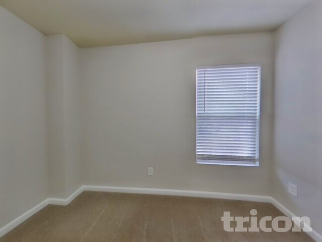 Building Photo - 531 Susie Creek Ln