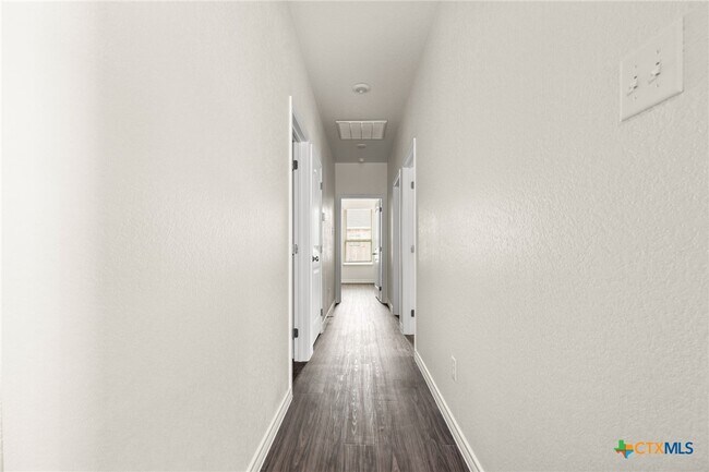 Building Photo - 5121 Rose Petal Ct
