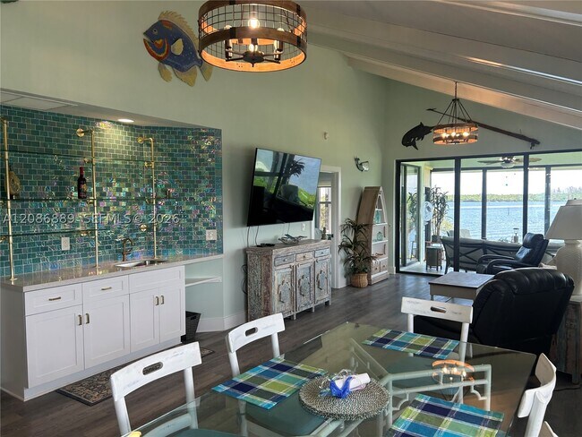 Building Photo - 6142 Landing 16 Lndg