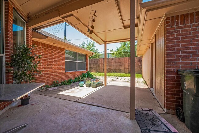 Building Photo - 4222 Merriweather St