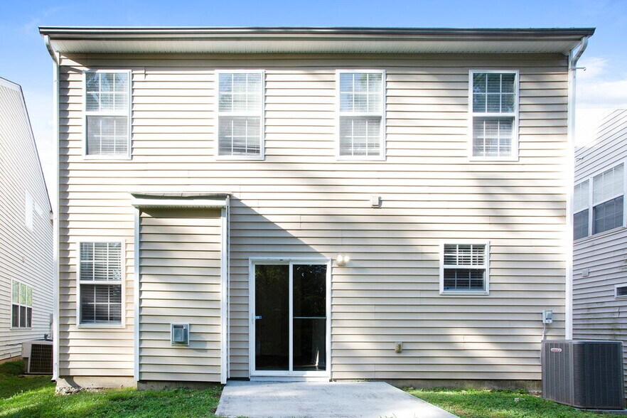Building Photo - 5104 Abercromby St