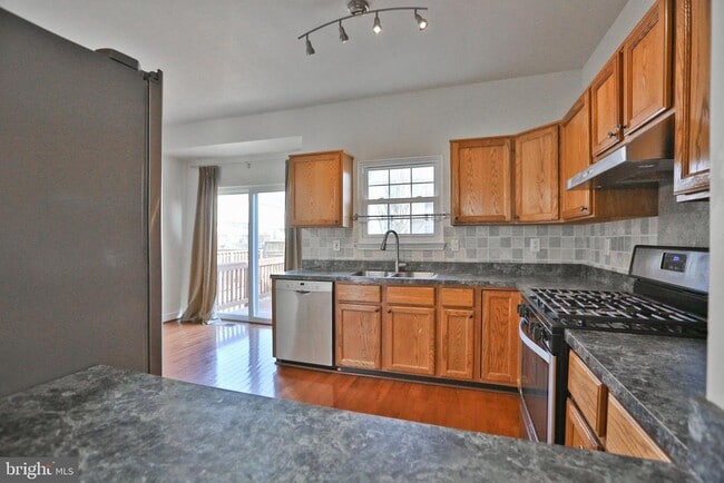Building Photo - 14214 Beddingfield Way