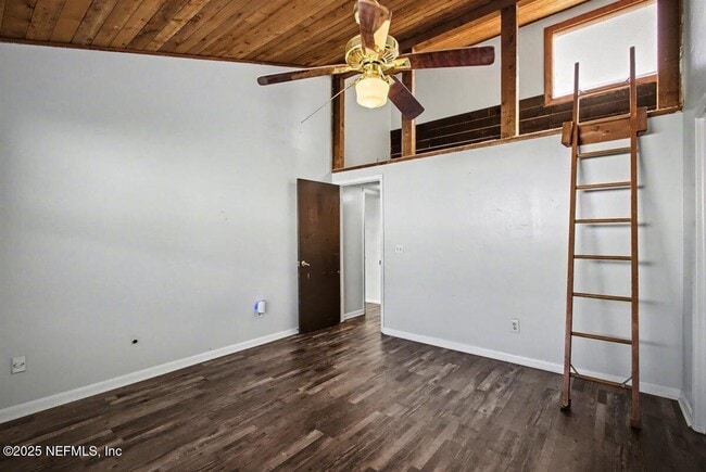 Building Photo - 1569 Arcadia Dr