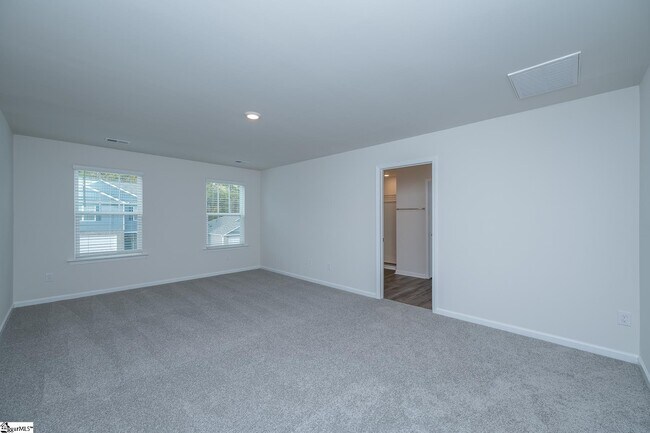 Building Photo - 115 Roocroft Ct