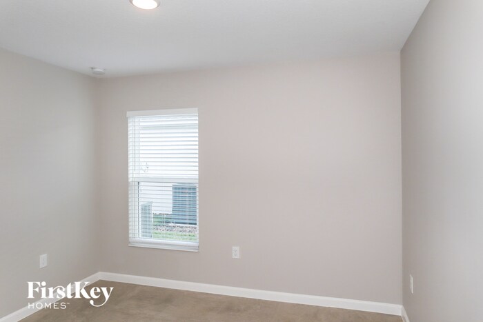 Building Photo - 329 S Haven Ct