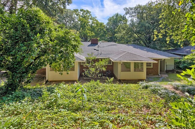 Building Photo - 201 Waccamaw Ave