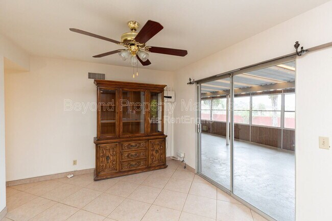 Building Photo - 3725 Orion Dr