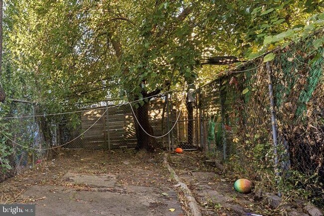 Building Photo - 3422 Helen St